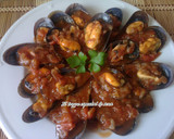 Foto del paso 3 de la receta: Mejillones en salsa de tomate
