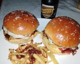 Pas rețetă Hamburgeri de pui cu ceapă caramelizată 5 fotografie