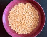 A picture of step 1 of Mix daal Muthiya.