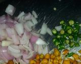 A picture of step 1 of Spicy bhunja ankurit Chana.