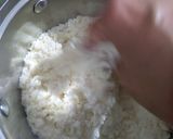 A picture of step 3 of Kaju Roll.