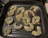 A picture of step 6 of Thai style King prawns 🍤.