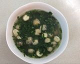 Hình bước làm 3 của món Canh rau lang nấu nấm rơm