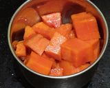 A picture of step 1 of Chill Papaya Juice.