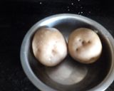 A picture of step 2 of Murmura potato tikki.