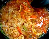 รูปขั้นตอนการทำที่ 5 ของ ผัดไทยไก่