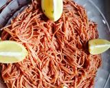 صورة لخطوة 1 من وصفة سباغيتي باالطماطم وشطة الحارة 🌶️🍅