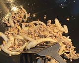 Foto langkah ke 2 dari resep Fusilli Bolognese.