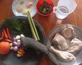 Foto langkah ke 1 dari resep Ayam Woku Kemangi Khas Manado #415.