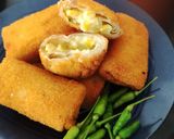 Foto langkah ke 3 dari resep Risol Jagung Mayo.
