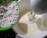 Φωτογραφία βήματος 2 της συνταγής Κέικ κολοκύθας με σταγόνες σοκολάτας