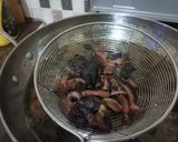A picture of step 3 of Wet fried Matumbo.