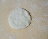 Foto del passaggio 4 della ricetta Treccine dolci super soffici senza burro