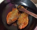 Foto langkah ke 2 dari resep Bawal bakar teplon.