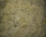 A picture of step 6 of Keema and potatoes in pastry puff.