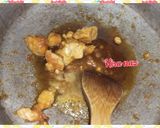 A picture of step 3 of Murmuray Ki Chikki.