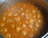 Foto del paso 6 de la receta: Albóndigas a la jardinera