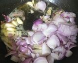 A picture of step 2 of Shahi Paneer.