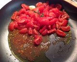 Foto del passaggio 3 della ricetta Spaghetti con le vongole e cavolo nero