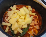 Foto del paso 5 de la receta: Guiso de patatas con chipirones