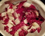 Foto del passaggio 2 della ricetta Radicchio in padella