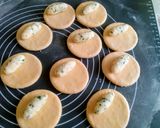 Sörkorcsolya sajttal töltve recept fázis 4 fotója