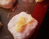 Foto del paso 3 de la receta: BIZCOCHITOS DE QUESO PLAYEROS ❤️