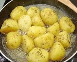 Foto del paso 7 de la receta: Solomillo al Pedro Ximénez con uvas y patatas a la mantequilla