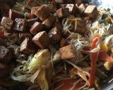 A picture of step 2 of Thai noodles.