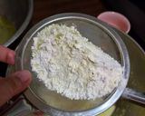 Foto langkah ke 3 dari resep Matcha Chiffon Cake.