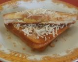 Foto langkah ke 3 dari resep Roti Tawar Pisang Keju.