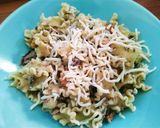 Foto del paso 7 de la receta: Pasta con sardinas y frutos secos