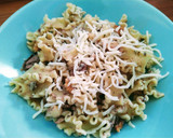 Foto del paso 7 de la receta: Pasta con sardinas y frutos secos