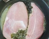 Une image de l'étape 1 de Filets de dinde accompagnés de poires et d'une sauce au fromage.