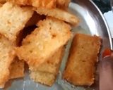 A picture of step 2 of Hot bread halwa.