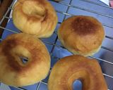 Foto langkah ke 6 dari resep Donat Tape lembut dan menul.
