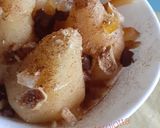 Foto del passaggio 5 della ricetta Pere cotte con marsala, frutta secca e cannella
