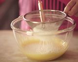 A picture of step 1 of Strawberry & Cream Cake.
