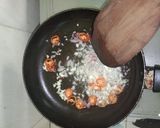 Foto langkah ke 3 dari resep Tumis Tahu telur.