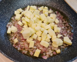 Foto del paso 2 de la receta: Arroz con pulpo y langostinos