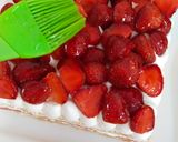 Foto langkah ke 11 dari resep Strawberry Watermelon Cake.