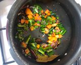 વેજ પુલાવ (Veg Pulao recipe in Gujarati) રેસીપી સ્ટેપ3ફોટો