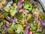 Pollo con curry verde y vegetales
