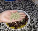 صورة لخطوة 3 من وصفة تتبيلة الزيتون الأسود