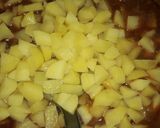 A picture of step 4 of Rice & vegitable Irish soup.