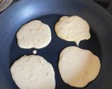 Foto del paso 2 de la receta: Tortitas de plátano para 1