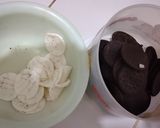 Foto langkah ke 1 dari resep Oreo Cheese Cake Simple.