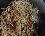 Foto langkah ke 2 dari resep Orek Tempe Udang Rebon.