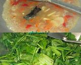 Foto langkah ke 2 dari resep Nasi Tumis Kangkung Trasi Saus Telur Asin.