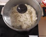 Foto langkah ke 4 dari resep Nasi Liwet Daun Jeruk.